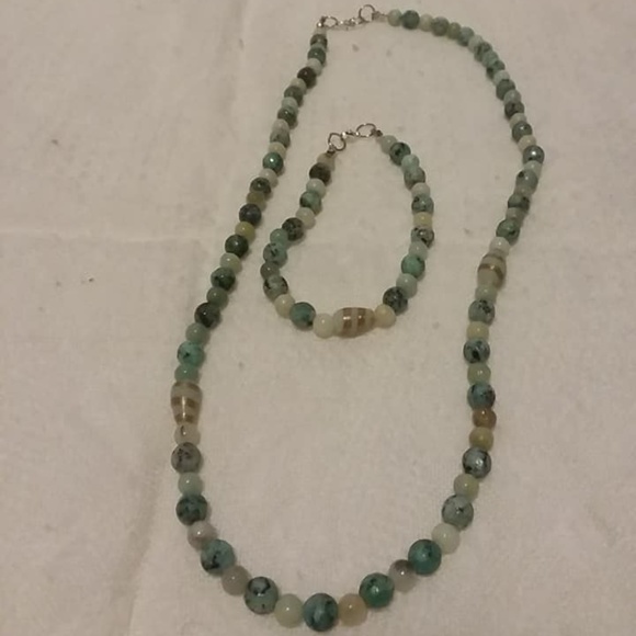 Glass beads - Picture 1 of 1